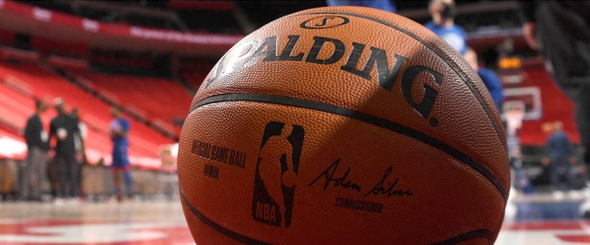nba球星年薪排行_詹姆斯年薪_NBA球员工资排名