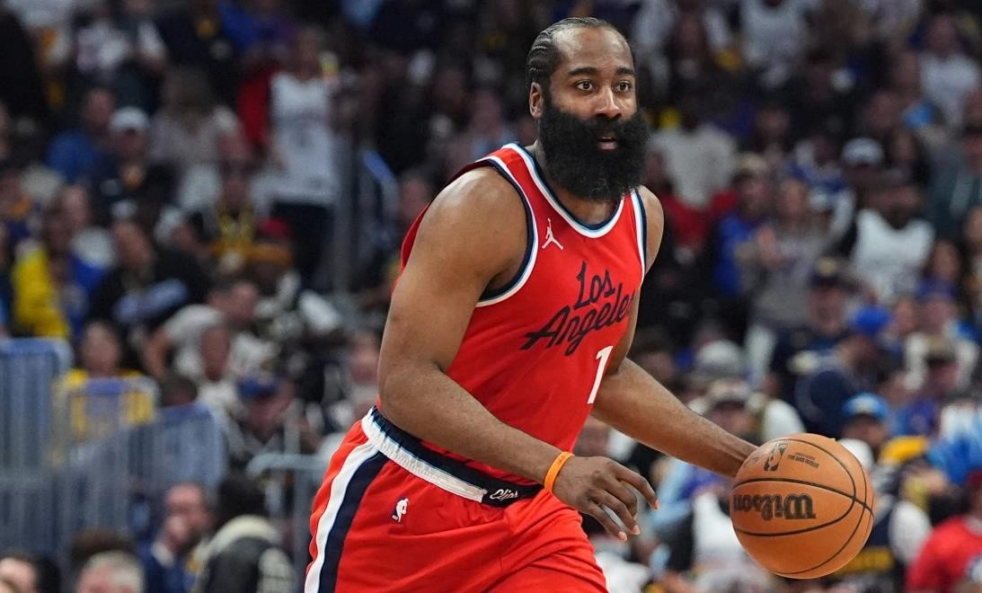 NBA球员工资排名_詹姆斯年薪_nba球星年薪排行
