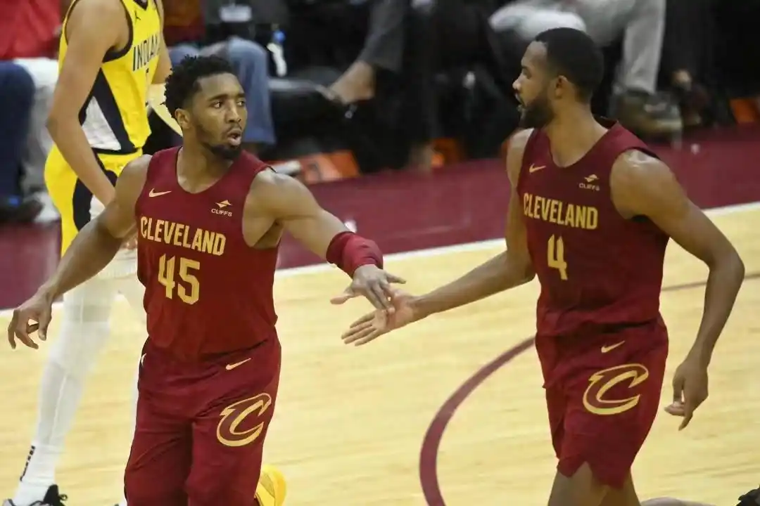 骑士队四巨头交易_NBA休赛期大交易_nba骑士四巨头