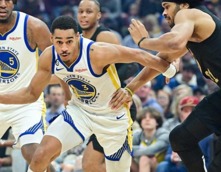 NBA 常规赛 1 月 21 日勇士胜骑士获 12 连胜比赛过程精彩