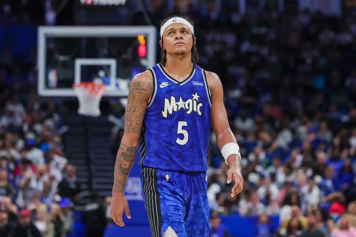NBA 2023-24赛季 中投球员排名_NBA最强中投靓仔_nba中投排行