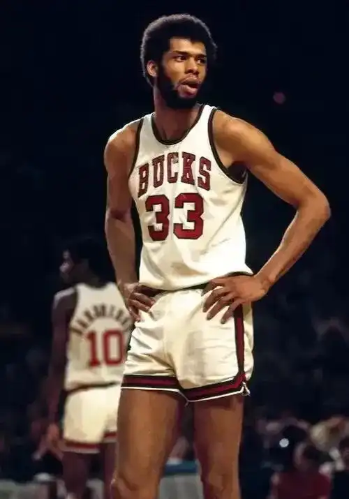 勒布朗-詹姆斯选秀经历_nba选秀冠军_NBA选秀状元历史