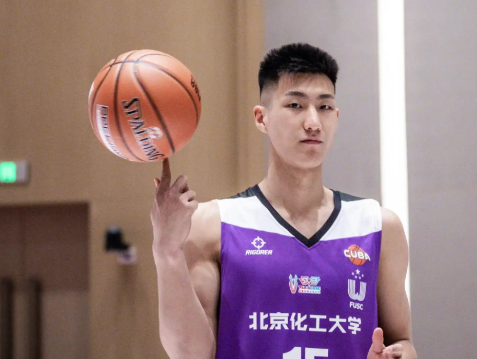 胡明轩CBA数据_广东宏远篮球队队员名单_cba广东宏远队