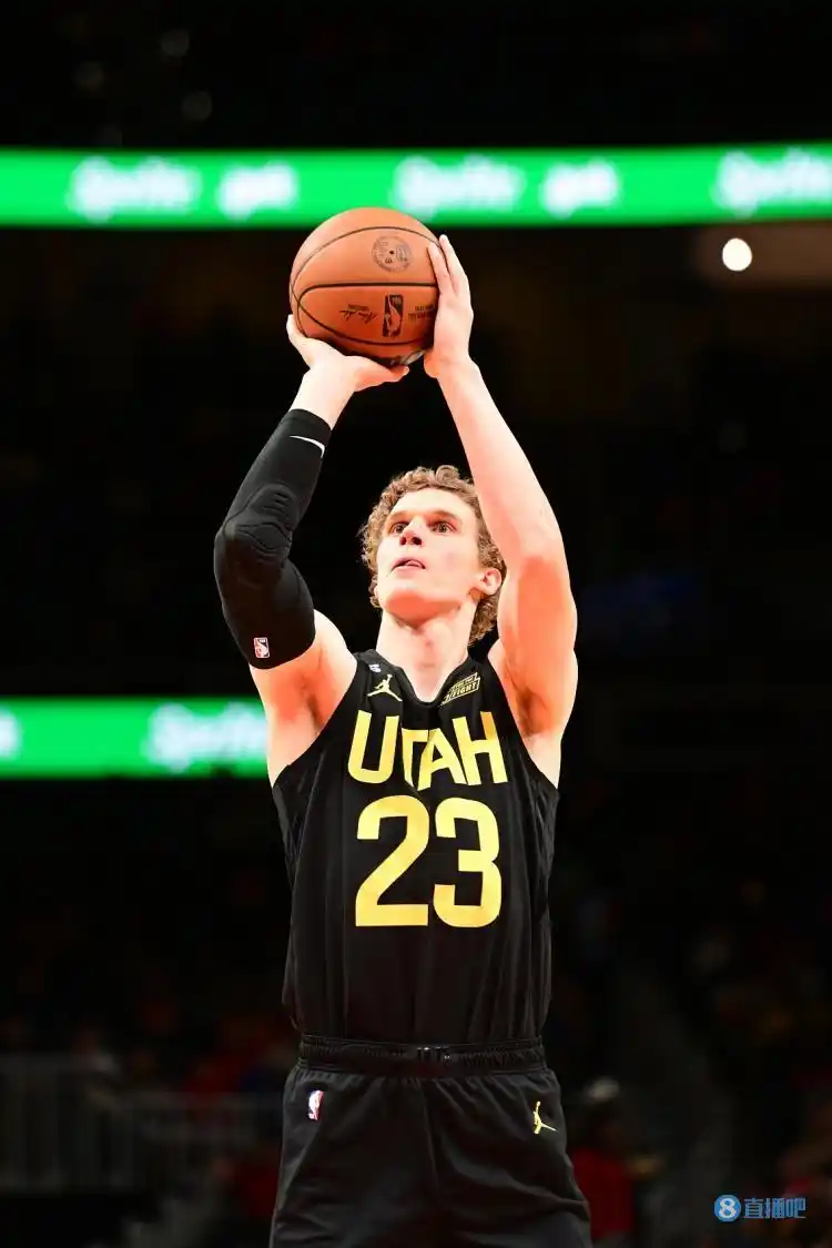 NBA三分命中率排名_NBA球队投篮表现分析_nba中投排行