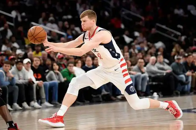 NBA大个子球员投篮统计_NBA大个子球员三分球能力_nba中投排行