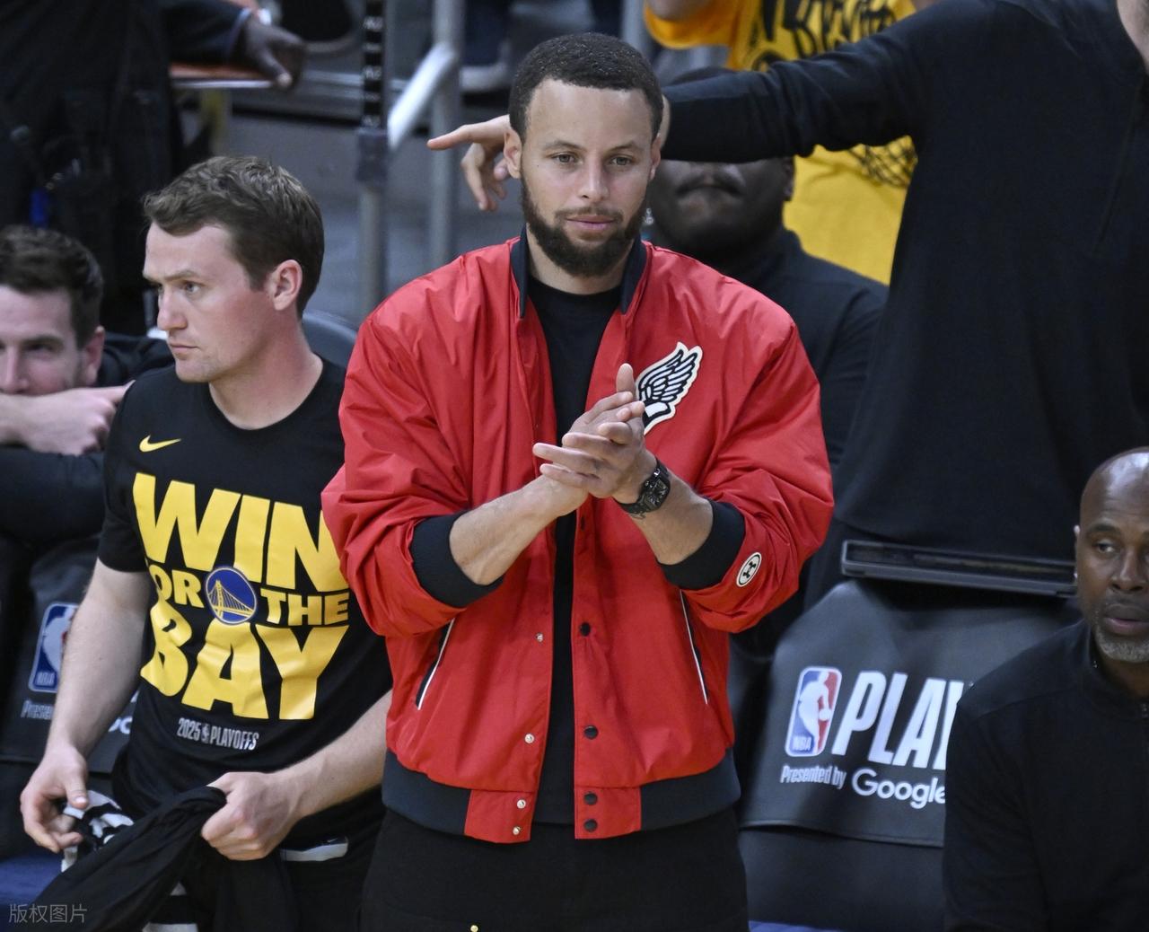 库里运球技术分析_nba篮球运球教学_欧文控球风格对比