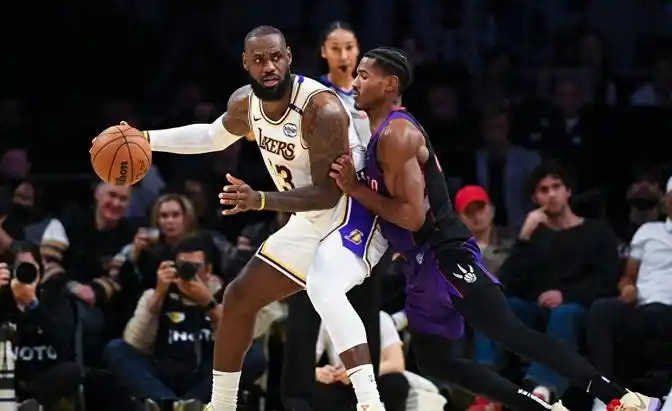 NBA库里出场时间调整_nba伤病表_湖人队伤病情况