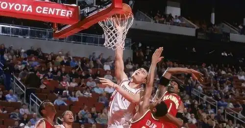 姚明在nba的收入_姚明商业价值分析_姚明篮球生涯收入