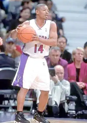 矮小球员NBA成就_nba小个子扣篮冠军_NBA最矮球员扣篮传奇