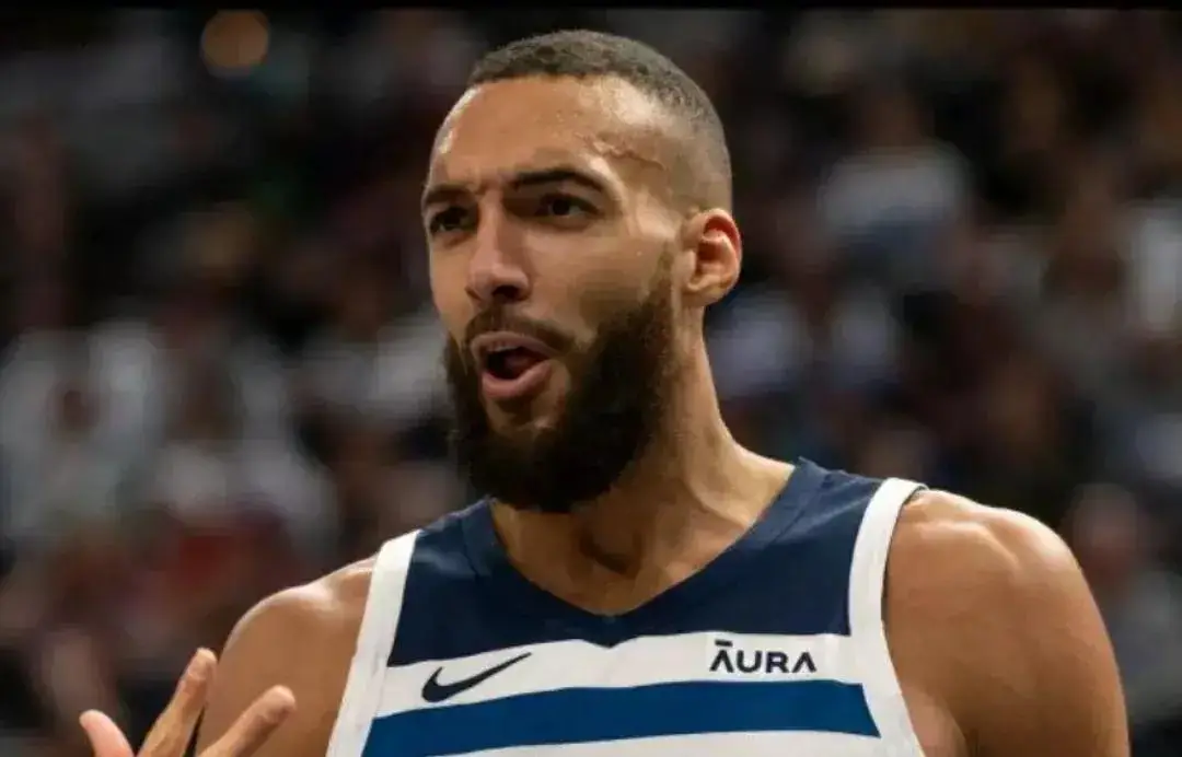 约基奇常规赛MVP_nba最佳阵容评选_NBA常规赛最佳阵容