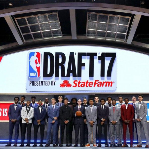 NBA2017年选秀顺位重排塔图姆登顶球哥跌出前五