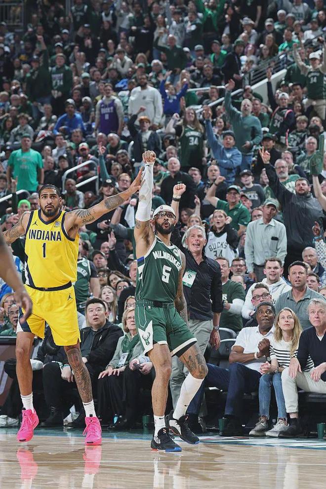 NBA季后赛单场三分球命中数纪录_nba季后赛单场三分记录_勇士希尔德抢七大战三分纪录