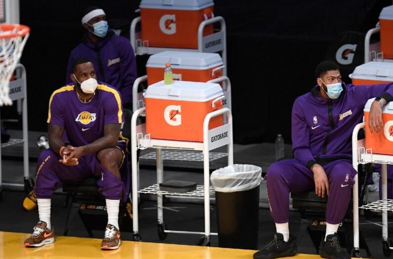 NBA单日新增16名球员触发协议老板出招能否避免停摆危机