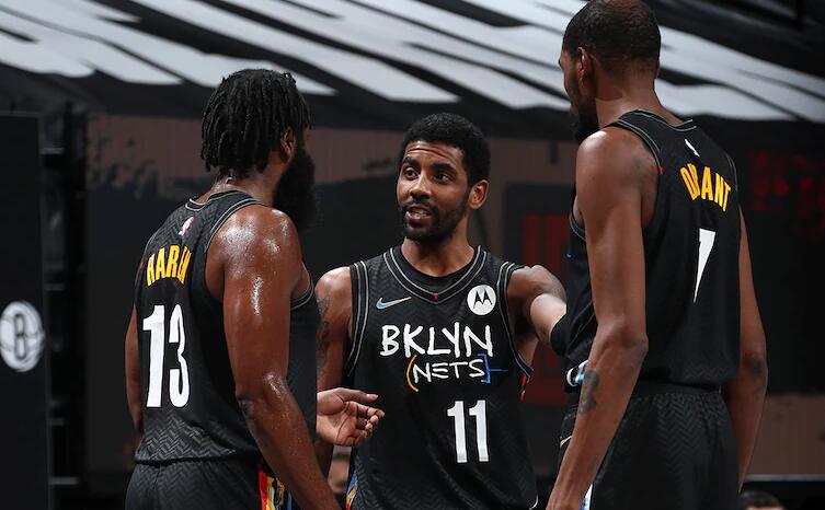nba停摆球员在干什么_NBA健康安全协议触发球员 _ NBA停摆危机 