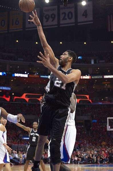 NBA已经失传的5大绝技，“韦德摔”上榜 第1最令防守者绝望