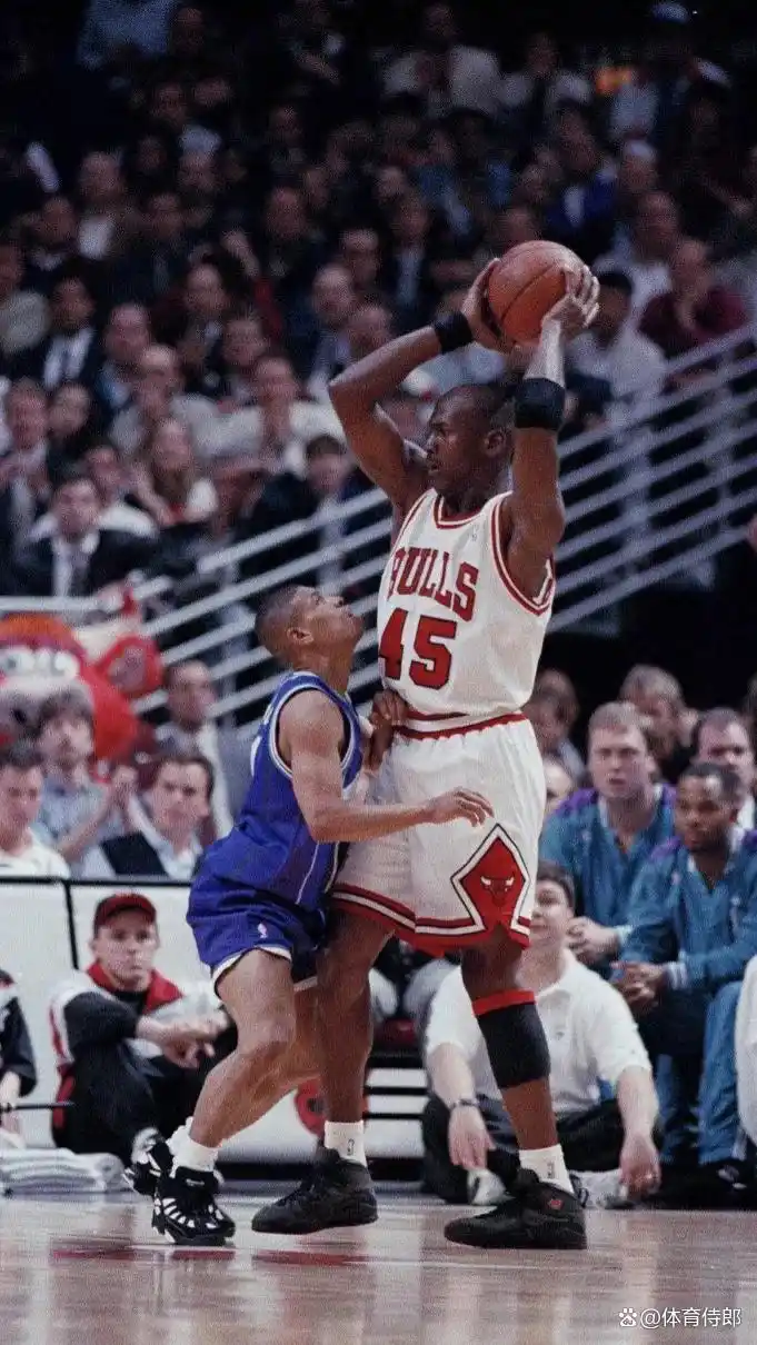 博格斯NBA生涯数据_nba身高最矮的是谁_NBA最矮球员博格斯