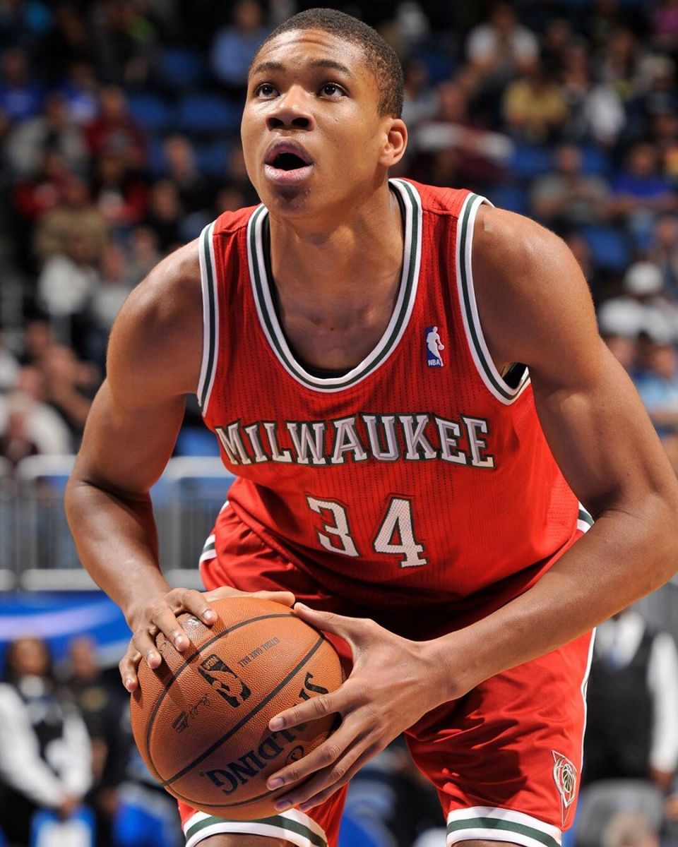 NBA球星年轻时照片_nba球星谁最帅_NBA球星颜值变化对比