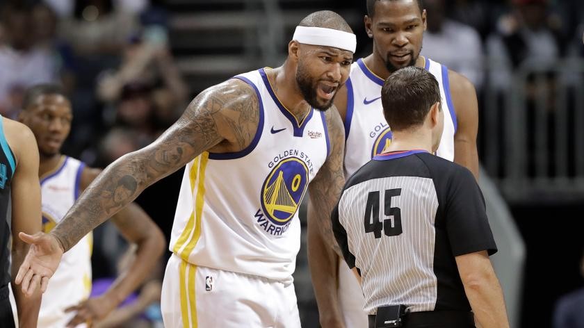 NBA比赛节奏受裁判吹罚影响技术犯规如何定义有何后果