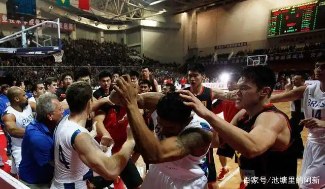 cba冲突事件_NBA球员斗殴事件_篮球场普及程度