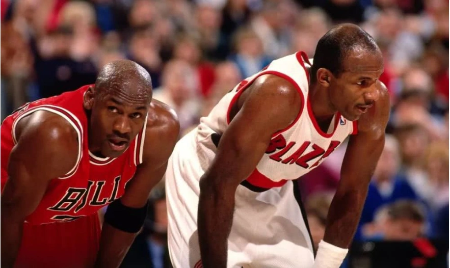 nba乔丹总决赛_乔丹NBA总决赛对手_乔丹与湖人队总决赛对决
