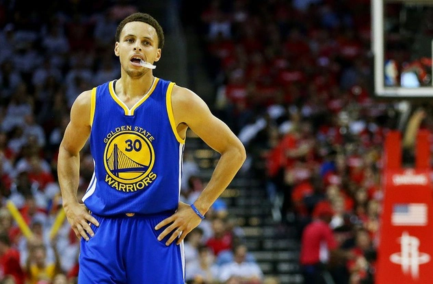 NBA球星牙套_运动牙合垫作用_nba牙套戴一个