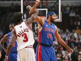 NBA球星兄弟情谊_詹姆斯韦德基友关系_NBA球星的兄弟