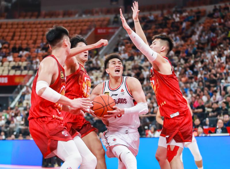 郭艾伦复出500场表现_2017cba_郭艾伦正名之战