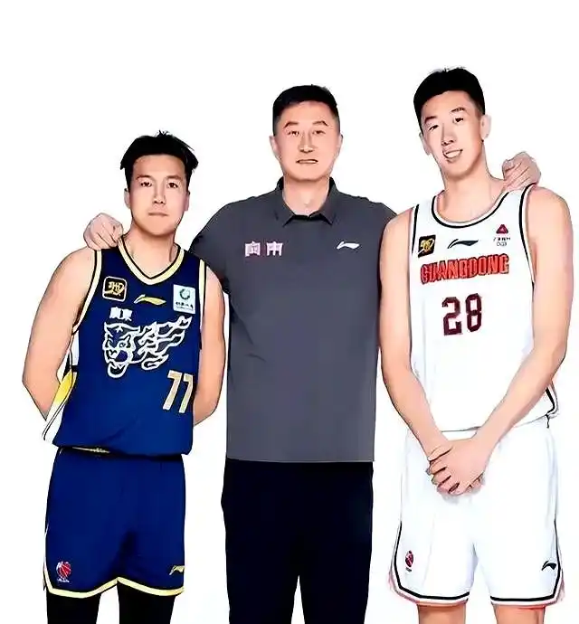黄荣奇百万保时捷_ CBA球员豪车争议 _cba球员豪车