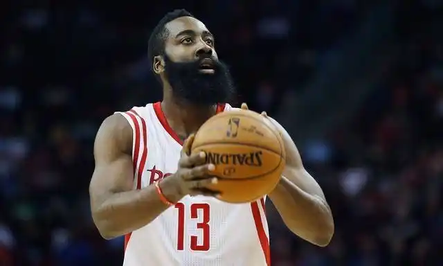 NBA球星奢华生活曝光杜兰特、詹姆斯的惊人之举令人咋舌