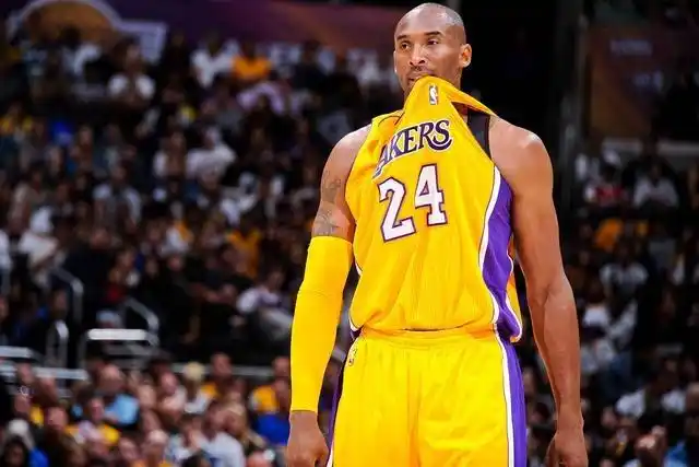 nba明星生活_NBA球星奢华生活_球星天价合同与代言