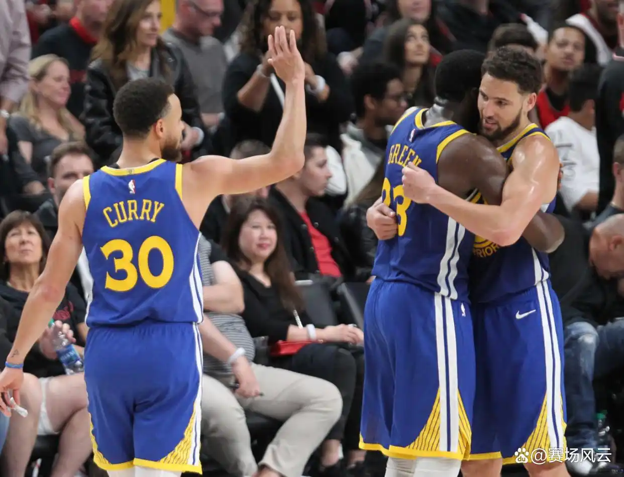 雷霆三巨头杜兰特哈登威斯布鲁克_nba三巨头是谁_NBA三巨头历史排名