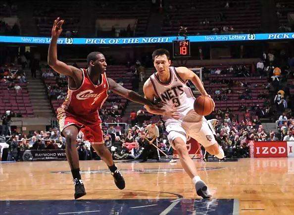 易建联NBA生涯篮板数据_nba易建联最高分_易建联NBA最高分记录