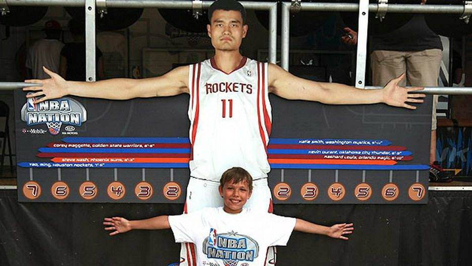 NBA长臂球员_科比单手抓球困难_nba球星臂展