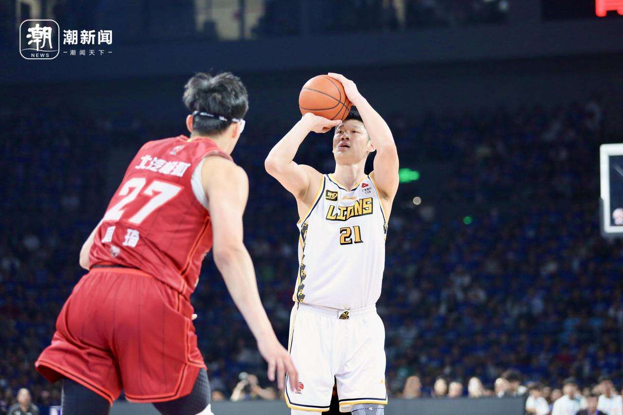 浙江广厦男篮二十年发展历程_2017cba_浙江广厦男篮CBA总冠军
