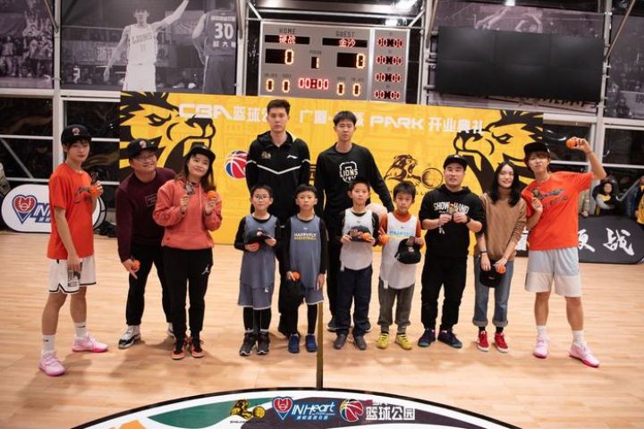 杭州nba球馆_杭州CBA篮球公园_广厦硬核篮球馆打卡地