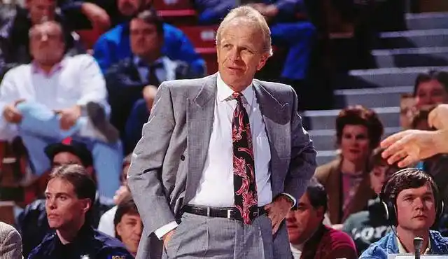 NBA历史胜场榜_现役nba教练_教练胜场排名