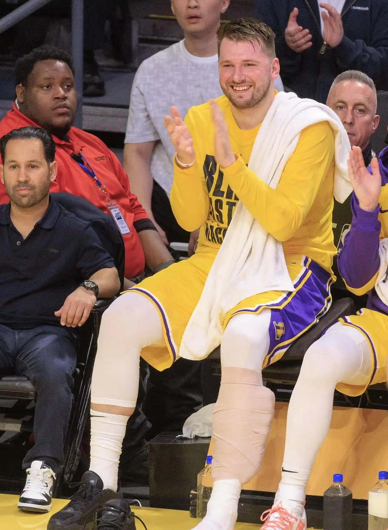 詹姆斯假期训练_nba明星生活_NBA球星假期生活