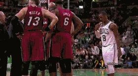 NBA搞笑瞬间_邓肯大风车搞笑瞬间_nba谁最搞笑