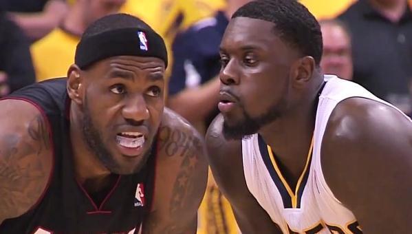 NBA搞笑瞬间_邓肯大风车搞笑瞬间_nba谁最搞笑