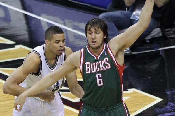 NBA 6号球衣号历史人物_nba明星球衣号码_NBA 6号球衣号传奇球星