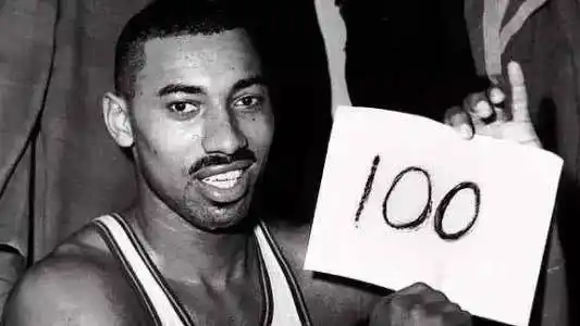 NBA历史得分纪录_nba半场得分最低记录_最伟大得分手排名