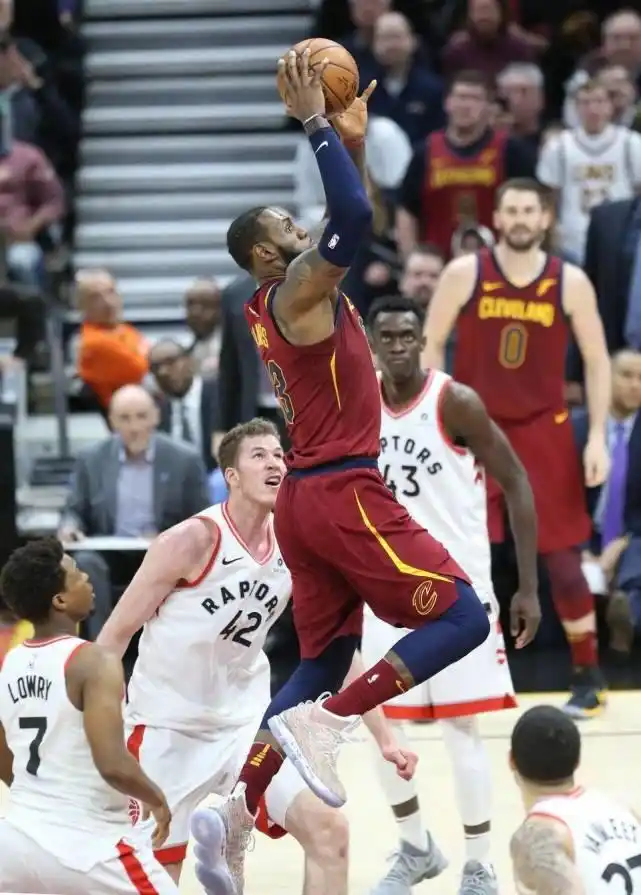 nba的人怎么长高的_杜兰特身高增长对得分能力的影响_NBA球员身高骤增对职业生涯的影响