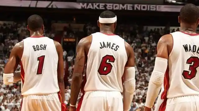 热火三巨头 首个赛季 坠落_nba热火三巨头
