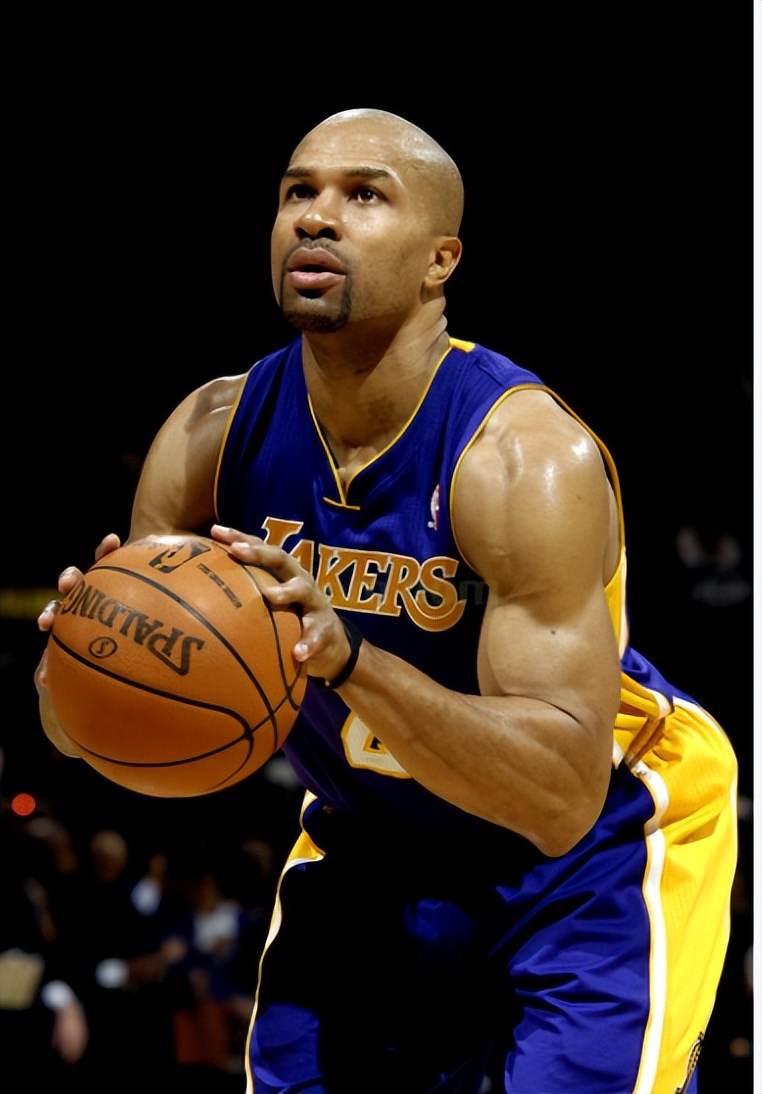 NBA历史最强壮阵容_nba球星身材_NBA肌肉男最强阵容