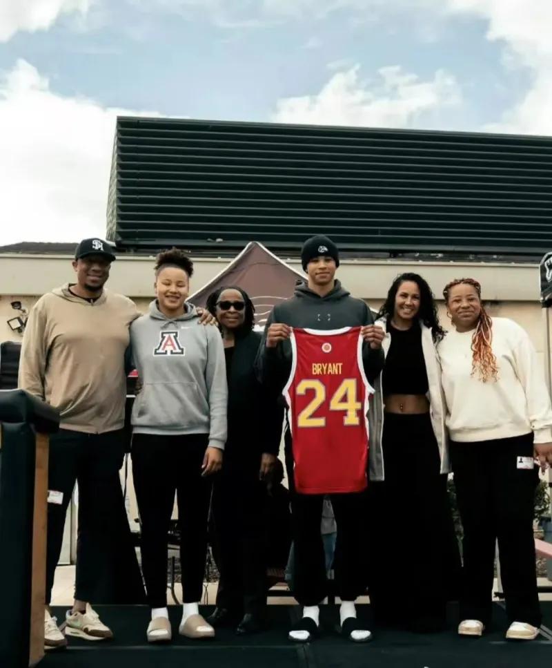 nba模拟选秀_2025年模拟选秀_民间模拟选秀参与人员