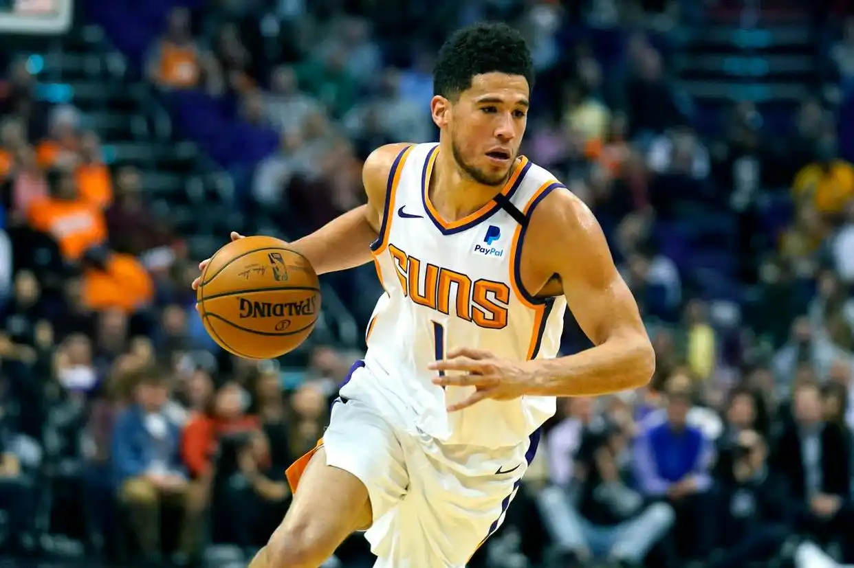 上赛季NBA排名前五得分后卫公布布克、米切尔表现如何