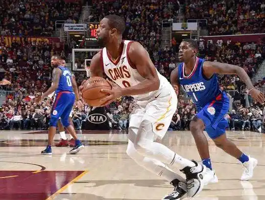 NBA现役最快球员排名_现役NBA速度最快的球员_nba速度最快的中锋