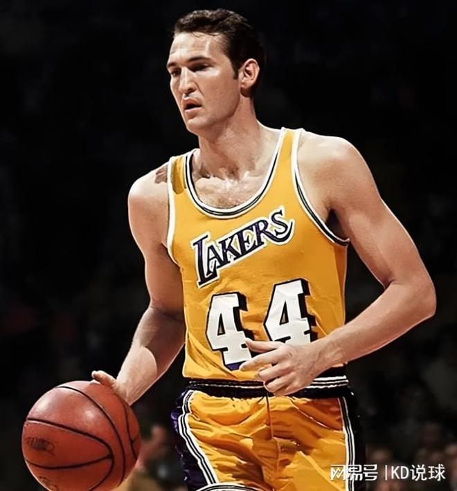 NBA白人球员最厉害的前十名球星_NBA历史上伟大的白人球星_nba球星历史地位排名
