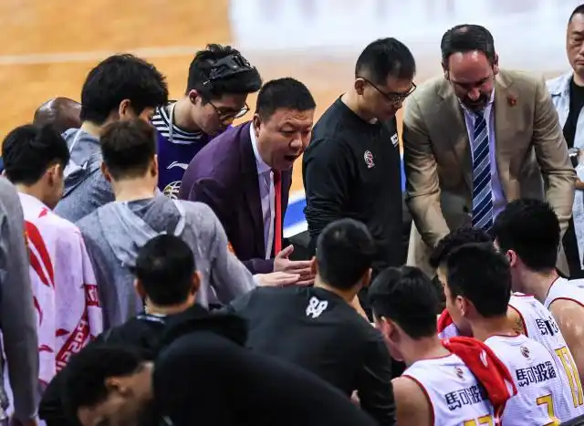 深圳马可波罗CBA比赛 2018-2019赛季 广东东莞银行球员表现_cba广东东莞银行主场