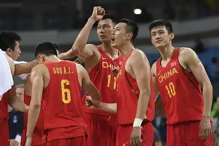 李根年薪cba多少2017_cba球员年薪排行_易建联最高薪球员